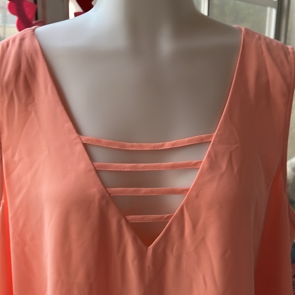 Worthington coral color ladies top 1X.. NEW - Picture 3 of 4